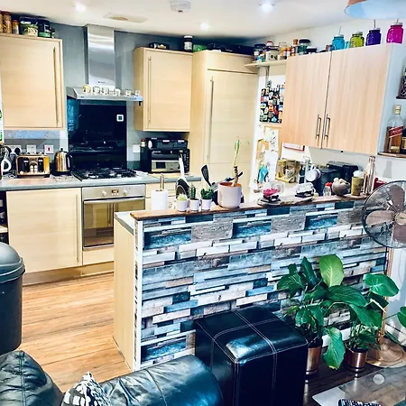 Private In Bs14 Bristol