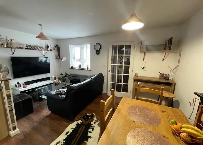 Private In Bs14 * Bristol